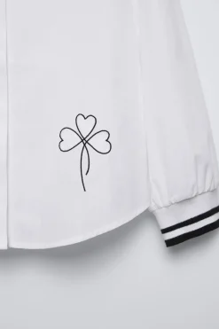 Niños ZARA 6 - 14 Años·Blusas / Camisas<CAMISA BORDADO PUÑO RIB