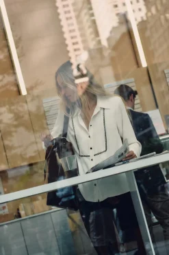 Fashion CAMISA PASAMANERÍA CONTRASTE Mujer Camisas / Blusas