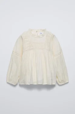 Niños ZARA 6 - 14 Años·Blusas / Camisas<CAMISA ROMÁNTICA BRILLO