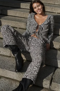 Hot CAMISA SATINADA VOLANTES Mujer Camisas / Blusas