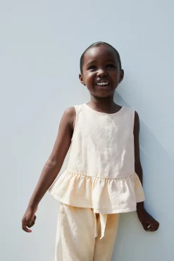 Niños ZARA 1½ - 6 Años·Camisas|6 - 18 Meses·Camisetas<CAMISA VOLANTE CON LINO