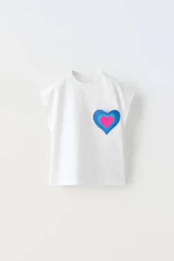 Niños ZARA 1½ - 6 Años·Camisetas|6 - 18 Meses·Camisetas<CAMISETA APLIQUE CORAZÓN