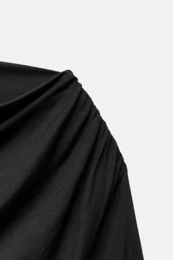 Clearance CAMISETA ASIMÉTRICA DRAPEADA Mujer Camisetas