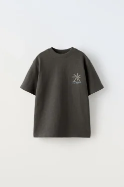 Niños ZARA 6 - 14 Años·Camisetas<CAMISETA BORDADO