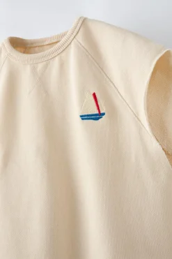 Niños ZARA 1½ - 6 Años·Camisetas|1½ - 6 Años·Camisetas<CAMISETA BORDADO BARCO
