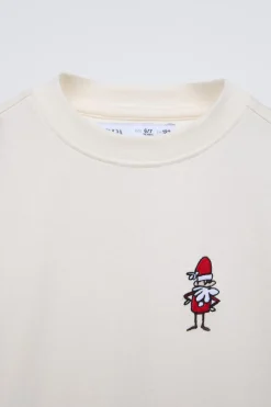 Niños ZARA 6 - 14 Años·Camisetas<CAMISETA BORDADO PAPÁ NOEL