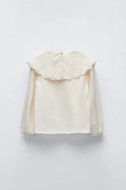Niños ZARA 1½ - 6 Años·Camisetas|6 - 18 Meses·Camisetas<CAMISETA CUELLO BORDADO