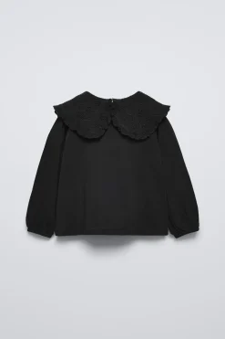 Niños ZARA 1½ - 6 Años·Camisetas|6 - 18 Meses·Camisetas<CAMISETA CUELLO BORDADO