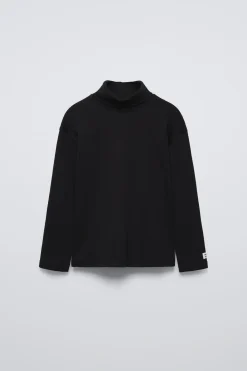 Niños ZARA 6 - 14 Años·Camisetas<CAMISETA CUELLO VUELTO