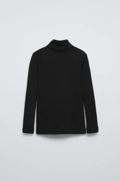 Niños ZARA 6 - 14 Años·Camisetas|6 - 14 Años·Total Look<CAMISETA CUELLO VUELTO CON LANA