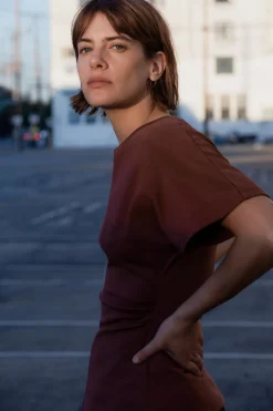 Fashion CAMISETA DRAPEADO LATERAL Mujer Tops / Bodies