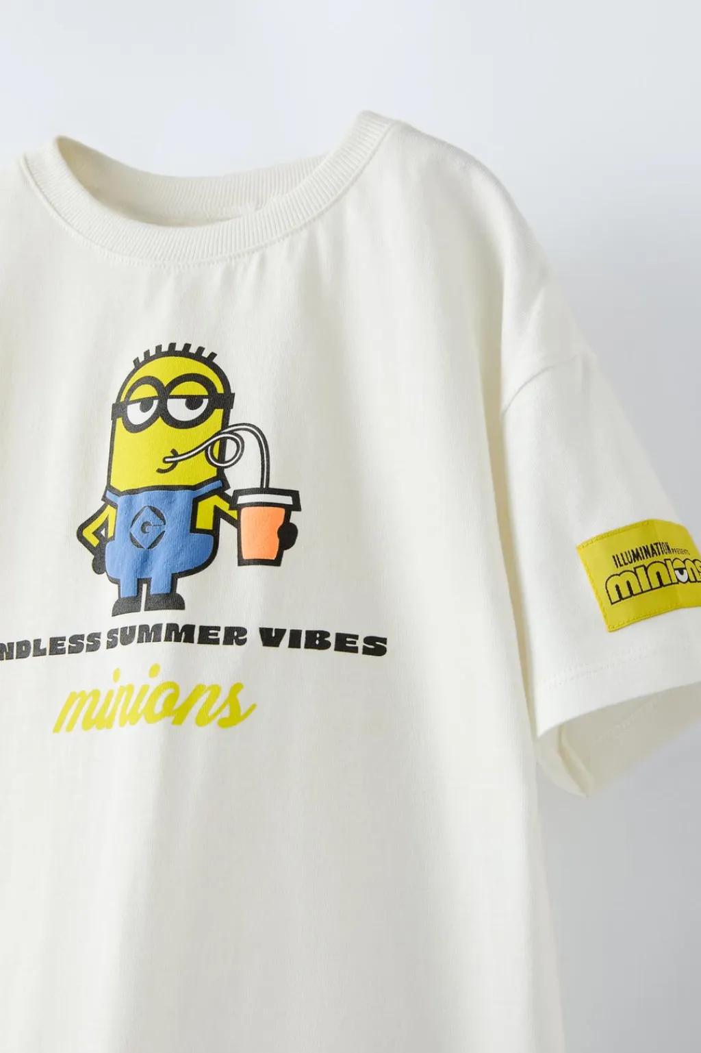 Niños ZARA 1½ - 6 Años·Camisetas|1½ - 6 Años·Licencias<CAMISETA ETIQUETA THE MINIONS ™