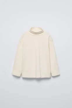 Niños ZARA 1½ - 6 Años·Camisetas|1½ - 6 Años·Camisetas<CAMISETA LISA CUELLO VUELTO