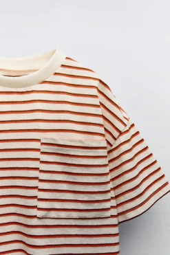 Niños ZARA 1½ - 6 Años·Camisetas|1½ - 6 Años·Camisetas<CAMISETA RAYAS BOLSILLO