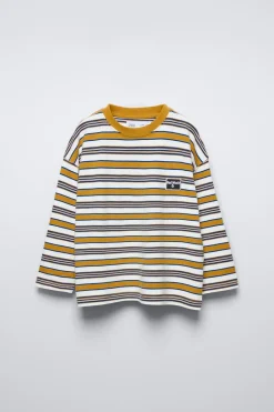Niños ZARA 6 - 14 Años·Camisetas<CAMISETA RAYAS PARCHE