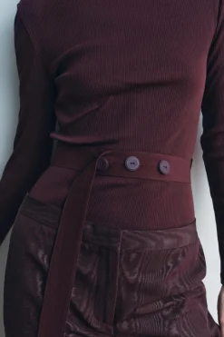 Hot CAMISETA RIB CINTURÓN Mujer Camisetas