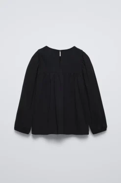 Niños ZARA 6 - 14 Años·Camisetas<CAMISETA ROMÁNTICA BORDADOS