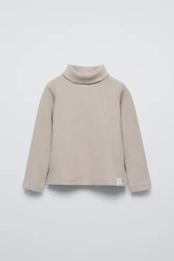 Niños ZARA 1½ - 6 Años·Camisetas|6 - 18 Meses·Camisetas<CAMISETA SOFT TOUCH CUELLO VUELTO