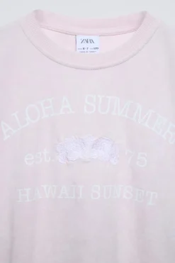 Niños ZARA 6 - 14 Años·Camisetas<CAMISETA TEXTO FLOR BORDADA