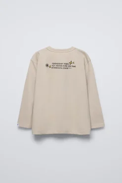 Niños ZARA 6 - 14 Años·Camisetas<CAMISETA TEXTO RELIEVE