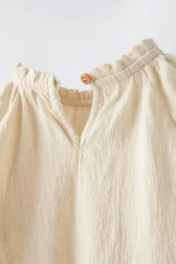 Niños ZARA 6 - 18 Meses·Camisetas|6 - 18 Meses·Camisas<CAMISETA TEXTURA BORDADOS