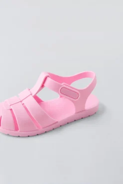 Niños ZARA 1½ - 6 Años·Zapatos|1½ - 6 Años·Zapatos<CANGREJERA ENGOMADA