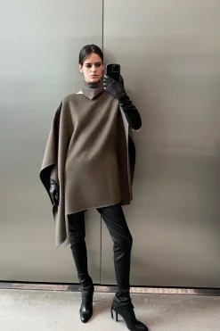 Sale CAPA CON LANA BROCHE ZW COLLECTION Mujer Abrigos / Anoraks