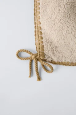 Niños ZARA 6 - 18 Meses·Conjuntos|6 - 18 Meses·Accesorios / Calcetines<CAPOTA BORREGUILLO