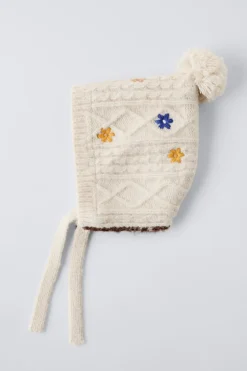 Niños ZARA 1½ - 6 Años·Accesorios|Accesorios / Zapatos / 0 - 14 Años<CAPOTA PUNTO BORDADOS