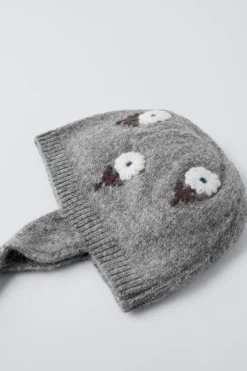 Niños ZARA 1½ - 6 Años·Accesorios|Accesorios / Zapatos / 0 - 14 Años<CAPOTA PUNTO FLORES BORDADAS