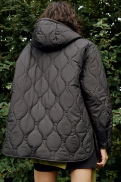 Clearance CAZADORA ACOLCHADA CAPUCHA Mujer Chaquetas / Cazadoras