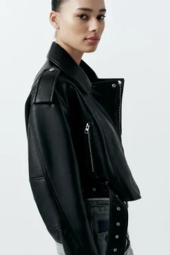 Sale CAZADORA BIKER CROP EFECTO PIEL Mujer Chaquetas / Cazadoras