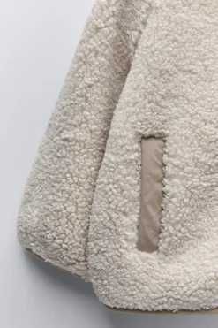 Niños ZARA 1½ - 6 Años·Abrigos|1½ - 6 Años·Abrigos<CAZADORA CAPUCHA BORREGUILLO