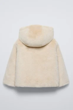 Niños ZARA 6 - 14 Años·Abrigos<CAZADORA CAPUCHA EFECTO PELO