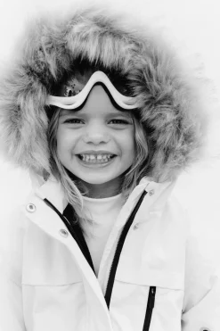 Niños ZARA 1½ - 6 Años·Chándal|1½ - 6 Años·Abrigos<CAZADORA CAPUCHA PELO WATER REPELLENT Y WINDPROOF SKI COLLECTION