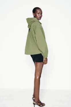 Discount CAZADORA CORTA CAPUCHA Mujer Chaquetas / Cazadoras