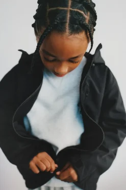 Niños ZARA 6 - 14 Años·Abrigos|6 - 14 Años·Deporte / Chándal<CAZADORA TÉCNICA CAPUCHA WATER REPELLENT