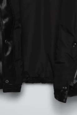 Niños ZARA 6 - 14 Años·Abrigos<CHALECO ACOLCHADO EFECTO PIEL