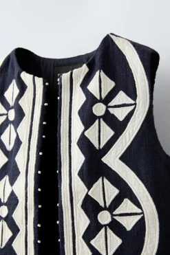 Niños ZARA 6 - 14 Años·Abrigos|6 - 14 Años·Total Look<CHALECO BORDADOS