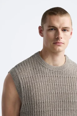 Outlet CHALECO PUNTO DESAGUJADO Hombre Jerséis / Chaquetas