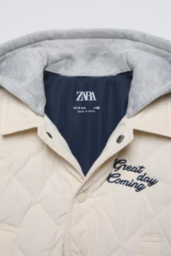 Niños ZARA 1½ - 6 Años·Abrigos|6 - 18 Meses·Abrigos / Buzos<CHAQUETA ACOLCHADA CAPUCHA COMBINADA