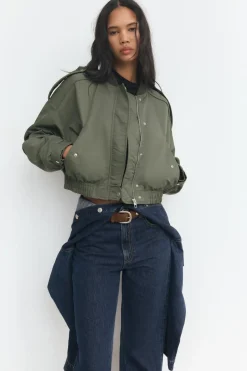 Sale CHAQUETA BOMBER CROP BOLSILLOS Mujer Chaquetas / Cazadoras