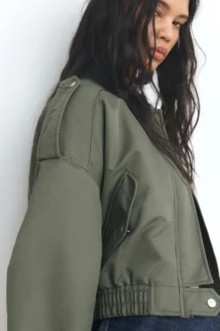 Sale CHAQUETA BOMBER CROP BOLSILLOS Mujer Chaquetas / Cazadoras