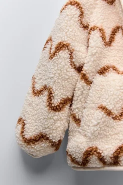 Niños ZARA 1½ - 6 Años·Abrigos|1½ - 6 Años·Abrigos<CHAQUETA BORREGUILLO ESTAMPADO