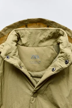 Niños ZARA 1½ - 6 Años·Abrigos<CHAQUETA CAPUCHA WATER REPELLENT