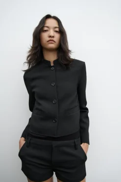 Outlet CHAQUETA CORTA BOTONES ZW COLLECTION Mujer Chaquetas / Cazadoras