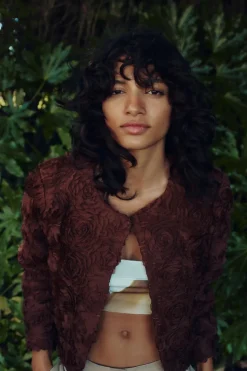 Outlet CHAQUETA CORTA ESTRUCTURA FLOR Mujer Cárdigan / Jerséis|Punto