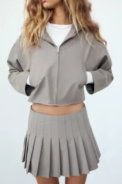 Outlet CHAQUETA CROP CAPUCHA Mujer Chaquetas / Cazadoras