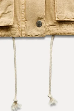 Discount CHAQUETA CROP CUELLO CONTRASTE Mujer Chaquetas / Cazadoras