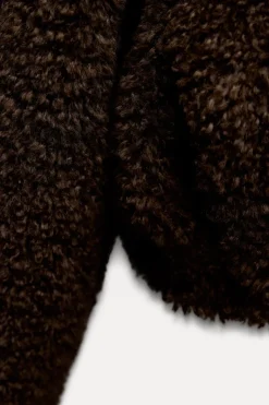 Online CHAQUETA EFECTO PELO ALAMARES Mujer Chaquetas / Cazadoras